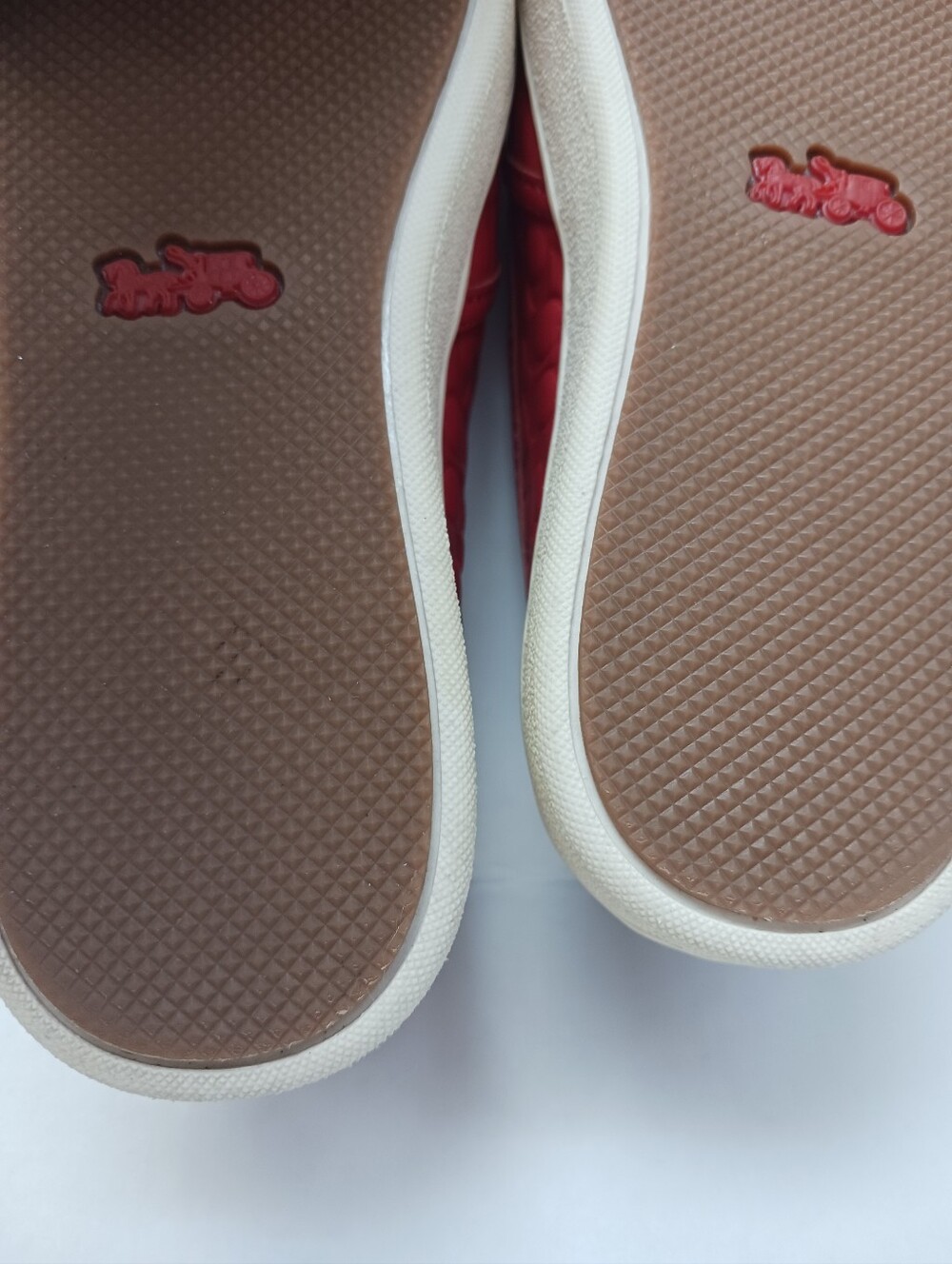 Coach FG2118 Red Leather Slip-On Comfort Shoes Sneaker Women's Size 7B EU37.5 - Picture 10 of 16